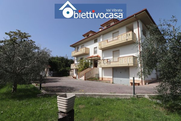 appartamento in vendita a Civitella del Tronto
