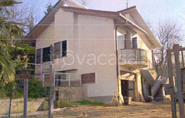 appartamento in vendita a Civitella del Tronto
