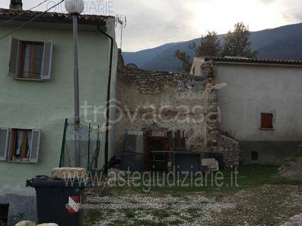 rudere in vendita a Civitella del Tronto