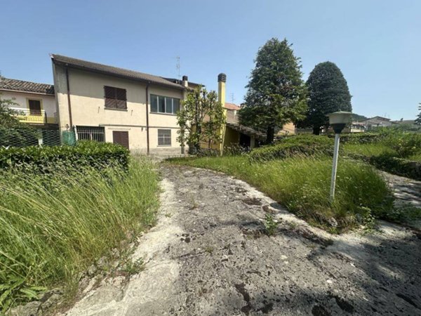 casa indipendente in vendita a Civitella del Tronto