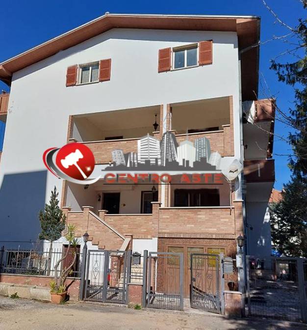 appartamento in vendita a Civitella del Tronto