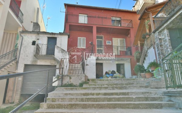 appartamento in vendita a Civitella del Tronto