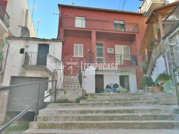 appartamento in vendita a Civitella del Tronto