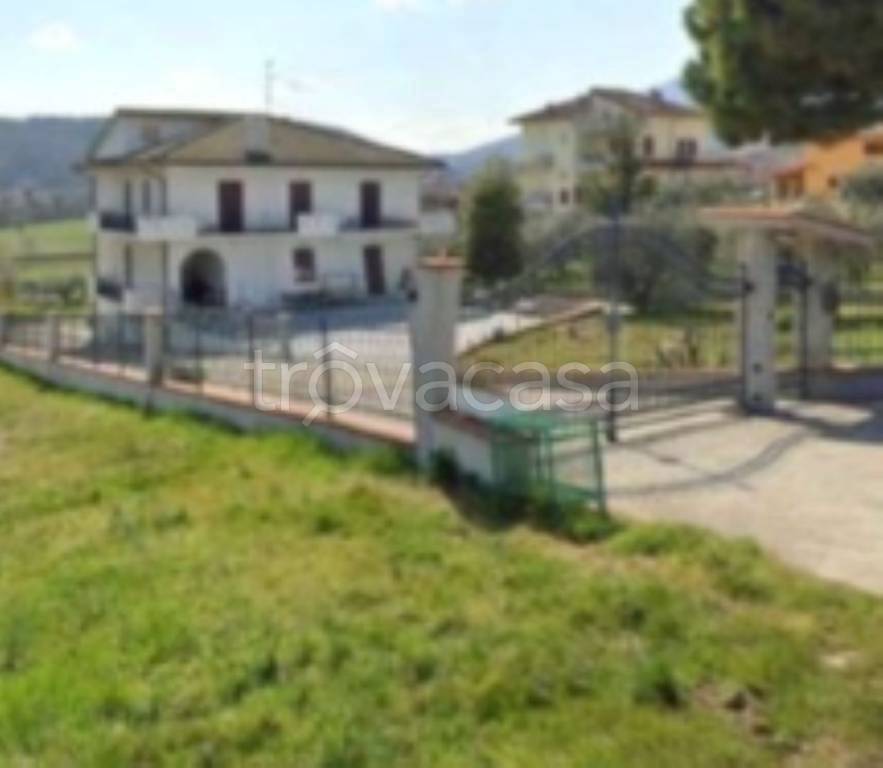 casa indipendente in vendita a Civitella del Tronto