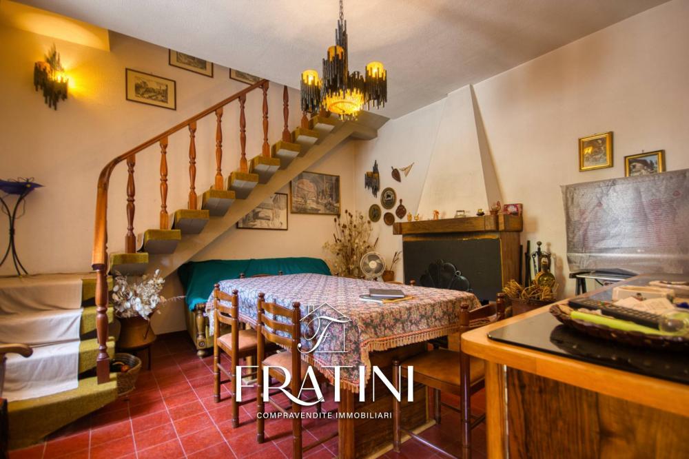 casa indipendente in vendita a Civitella del Tronto