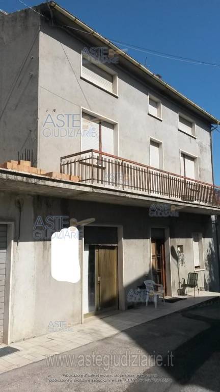 terreno edificabile in vendita a Civitella del Tronto