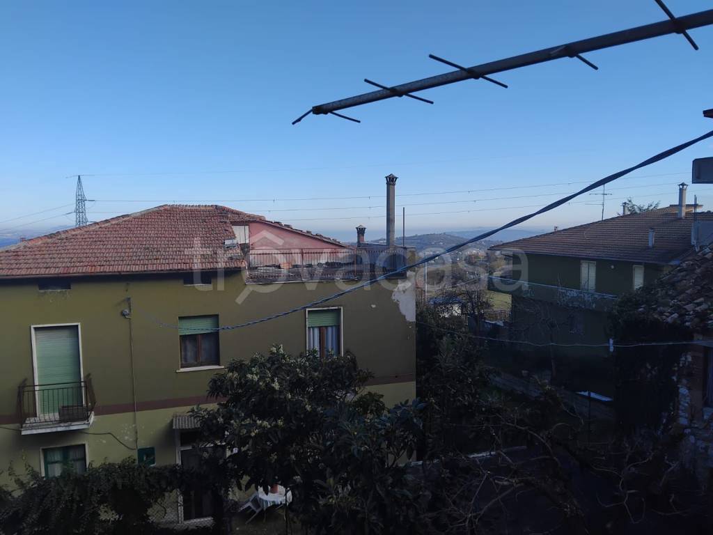 casa indipendente in vendita a Civitella del Tronto