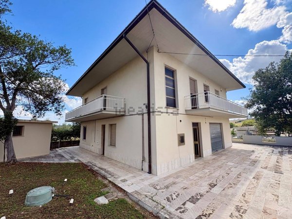 appartamento in vendita a Civitella del Tronto