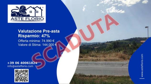 terreno edificabile in vendita a Civitella del Tronto