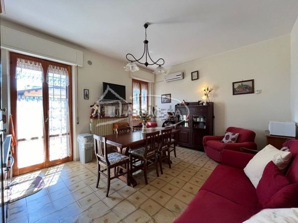 casa indipendente in vendita a Civitella del Tronto