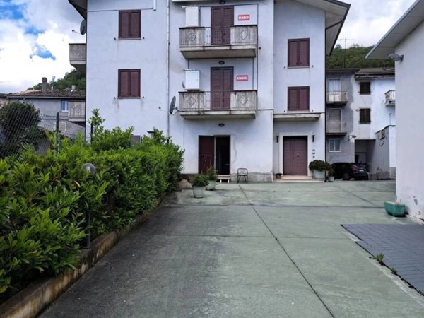 casa indipendente in vendita a Civitella del Tronto