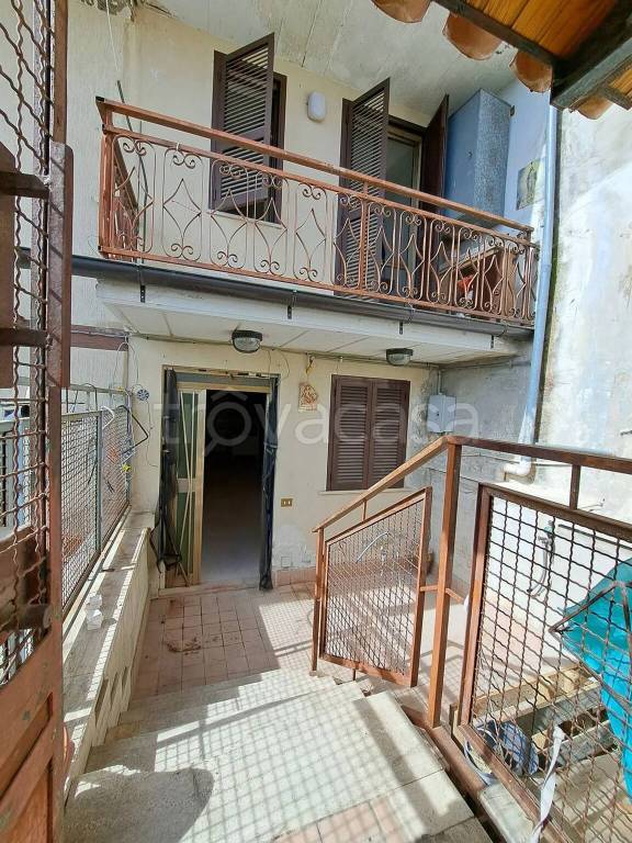 casa indipendente in vendita a Civitella del Tronto