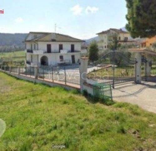 casa indipendente in vendita a Civitella del Tronto