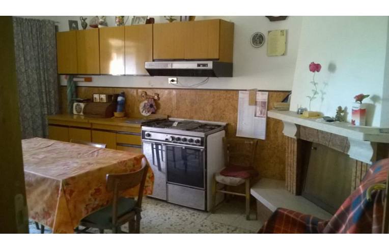 casa indipendente in vendita a Civitella del Tronto