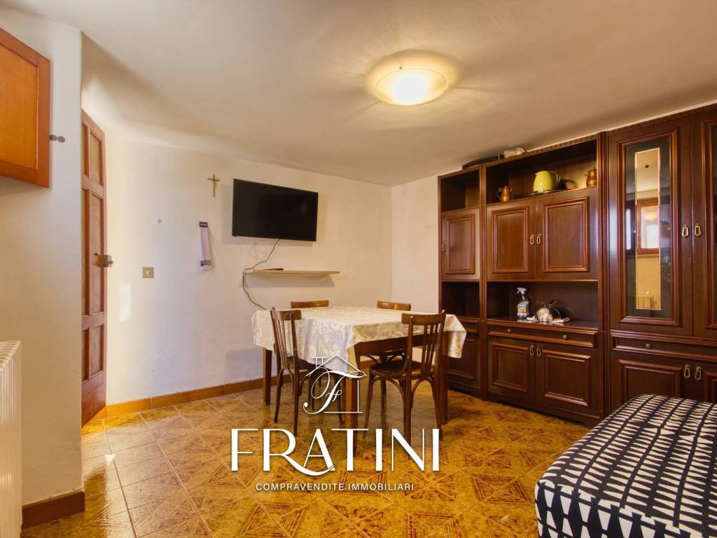 casa indipendente in vendita a Civitella del Tronto