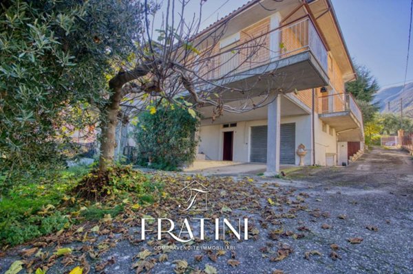 appartamento in vendita a Civitella del Tronto