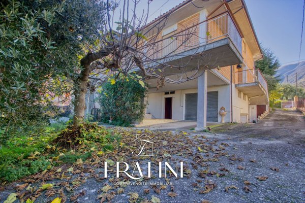 appartamento in vendita a Civitella del Tronto