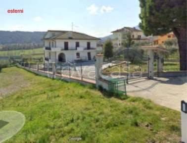 casa indipendente in vendita a Civitella del Tronto