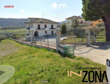 appartamento in vendita a Civitella del Tronto