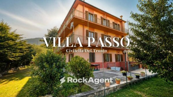 casa indipendente in vendita a Civitella del Tronto