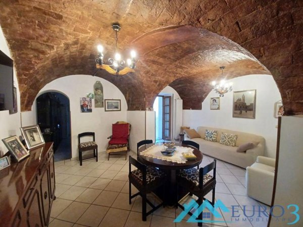 casa indipendente in vendita a Civitella del Tronto