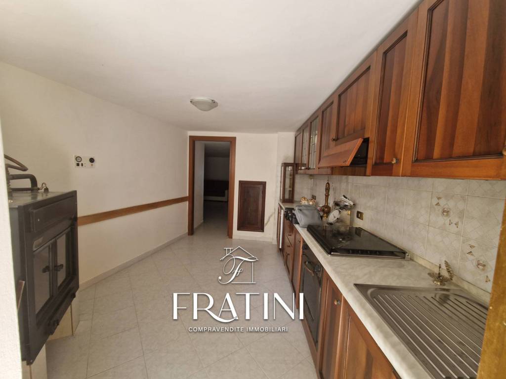 casa indipendente in vendita a Civitella del Tronto