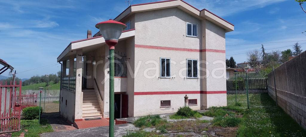 casa indipendente in vendita a Colledara in zona Ornano Grande