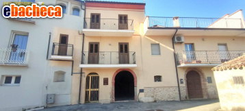 casa semindipendente in vendita a Colledara in zona Ornano Grande