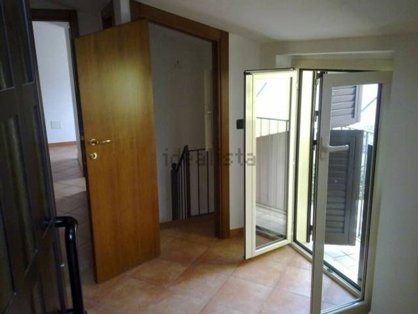 casa indipendente in vendita a Colledara