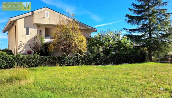 casa indipendente in vendita a Colledara in zona Vico