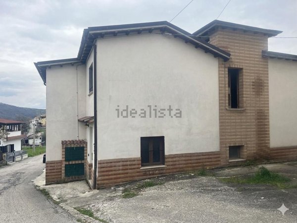 appartamento in vendita a Colledara