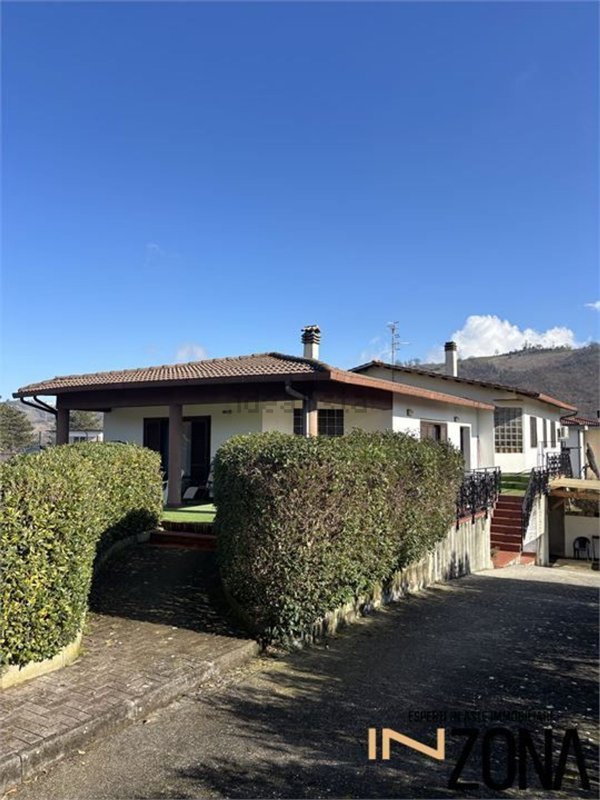 casa indipendente in vendita a Colledara in zona Villa Petto