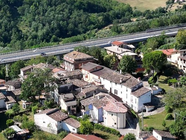 appartamento in vendita a Colledara in zona Vico
