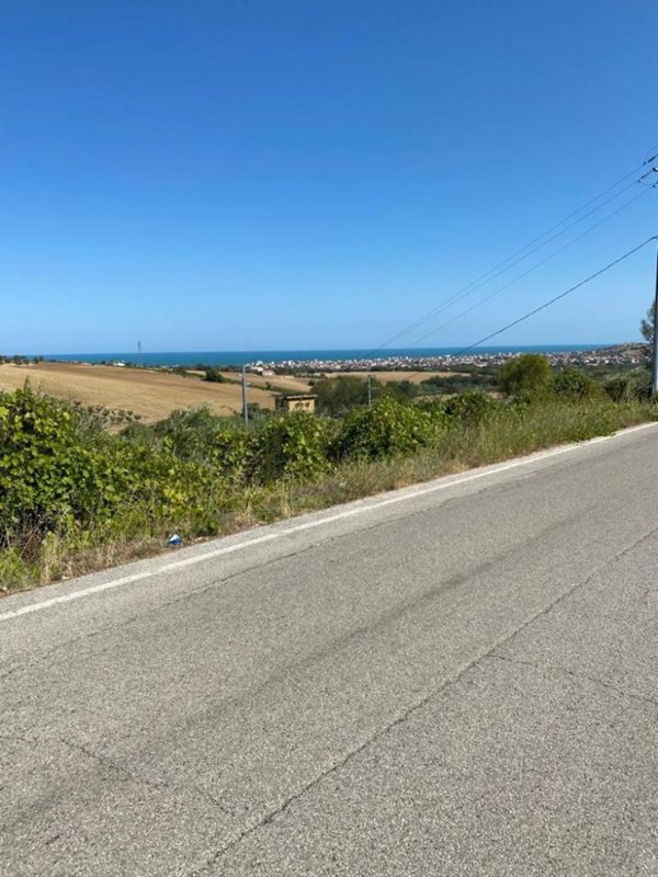 casa indipendente in vendita a Colonnella in zona Vibrata