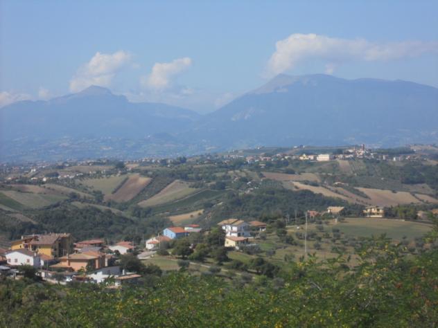 terreno edificabile in vendita a Colonnella