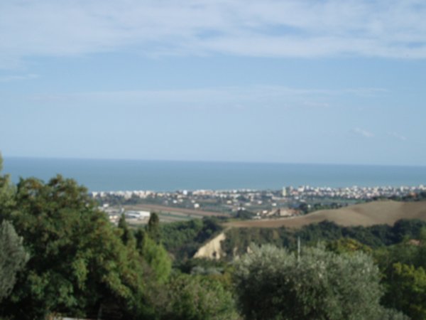 terreno edificabile in vendita a Colonnella in zona San Martino