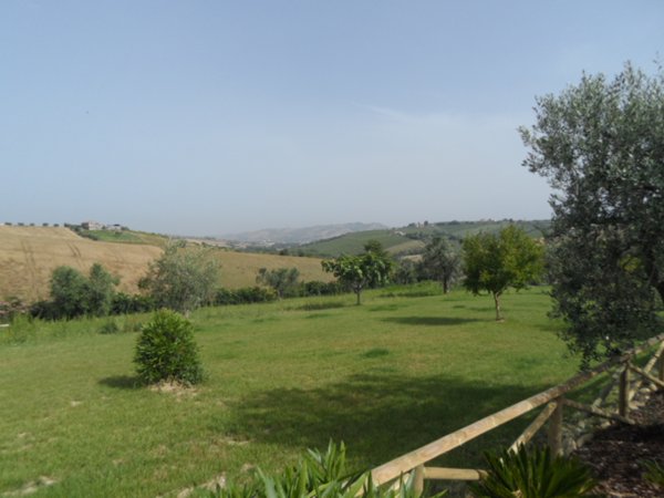 casa indipendente in vendita a Colonnella