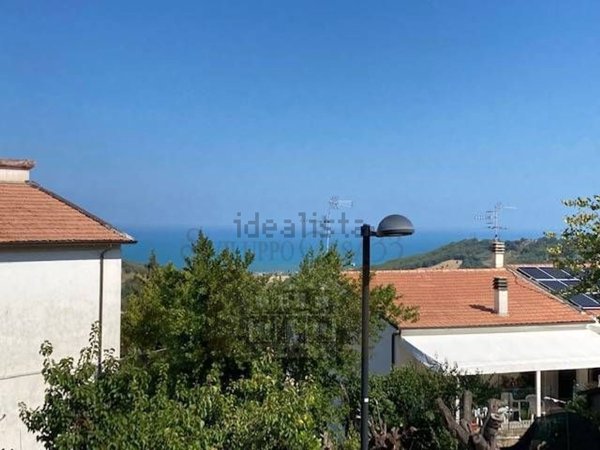 casa indipendente in vendita a Colonnella