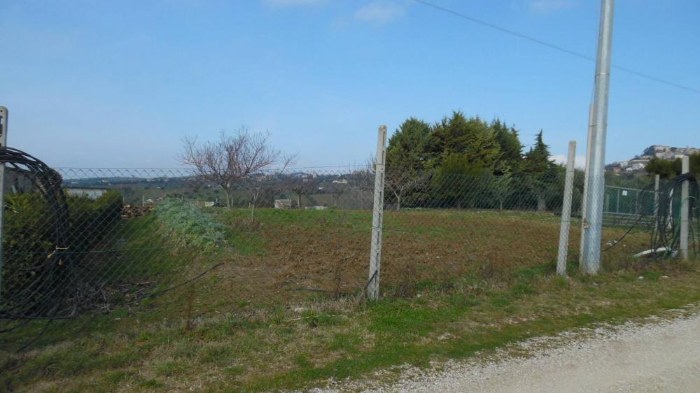 terreno edificabile in vendita a Colonnella