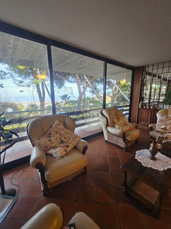 casa indipendente in vendita a Colonnella