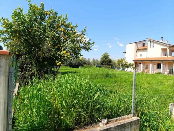 terreno edificabile in vendita a Colonnella in zona San Giovanni