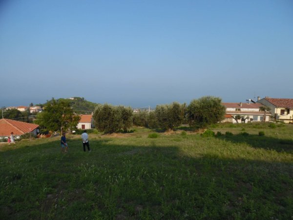 terreno edificabile in vendita a Colonnella in zona San Martino
