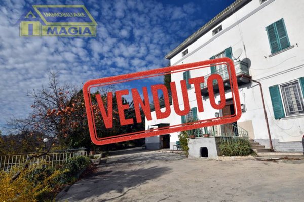 casa indipendente in vendita a Colonnella