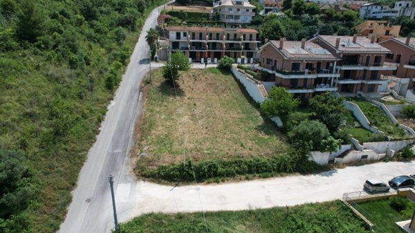terreno edificabile in vendita a Colonnella in zona San Martino