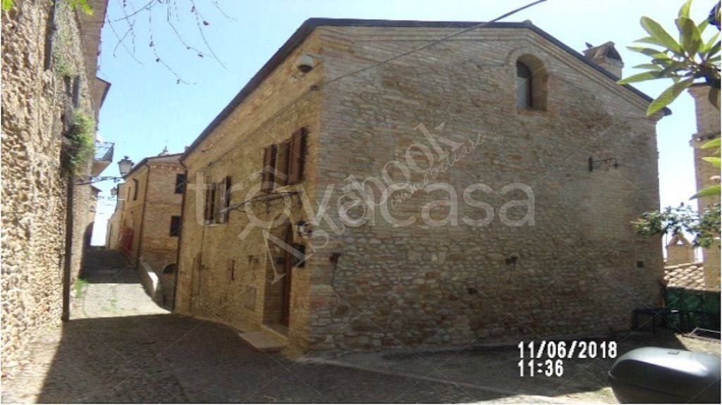quadrivano in vendita a Colonnella