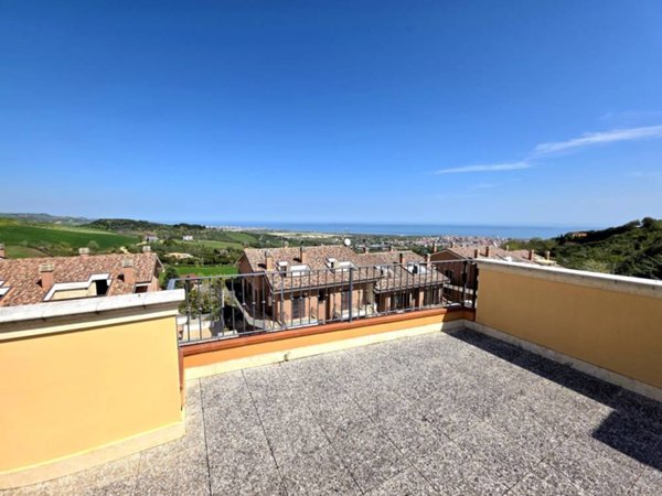 casa indipendente in vendita a Colonnella