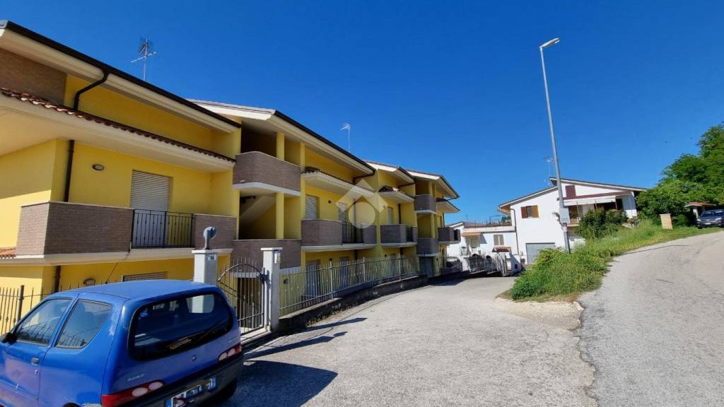 appartamento in vendita a Colonnella in zona San Martino