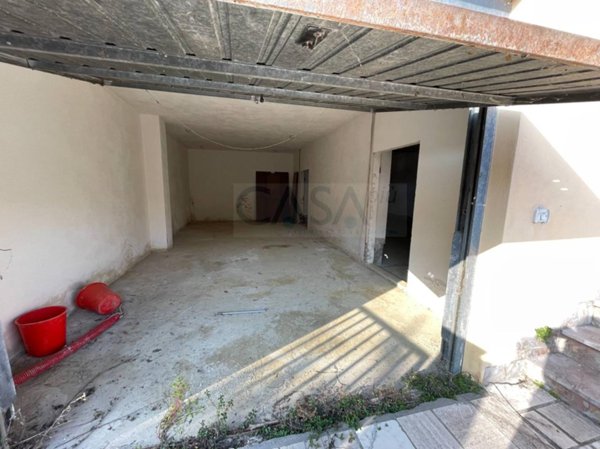 casa indipendente in vendita a Colonnella
