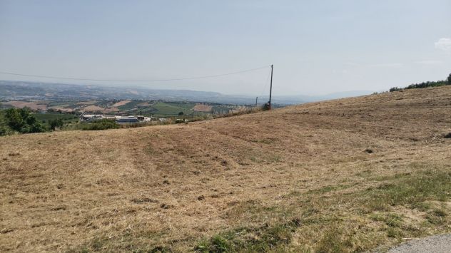terreno edificabile in vendita a Colonnella