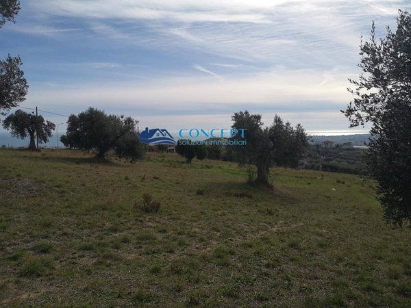 casa indipendente in vendita a Colonnella in zona Civita